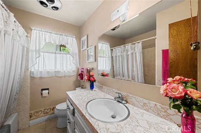 Detail Gallery Image 14 of 35 For 3550 Canonita Dr, Fallbrook,  CA 92028 - 4 Beds | 2/1 Baths