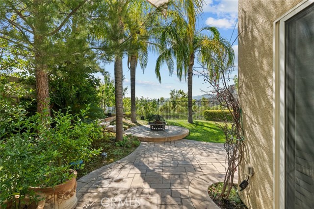 25554 Housman Place, Stevenson Ranch CA: https://media.crmls.org/medias/79dfbd4c-1171-4650-a75a-93b34db4cca1.jpg