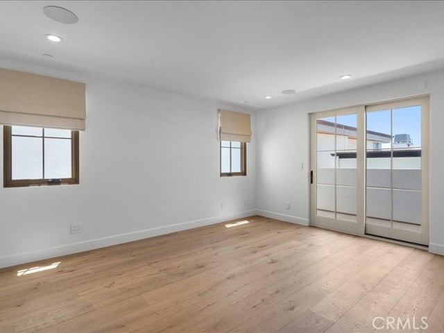 Detail Gallery Image 26 of 61 For 505 Bayview Dr, Manhattan Beach,  CA 90266 - 3 Beds | 3/1 Baths