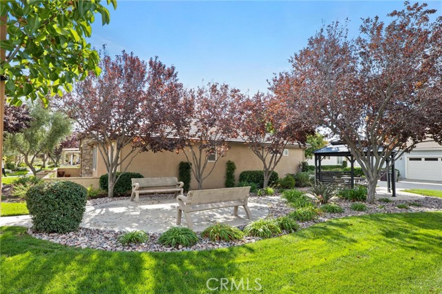 Detail Gallery Image 4 of 44 For 1666 Beaver Creek a,  Beaumont,  CA 92223 - 2 Beds | 2 Baths