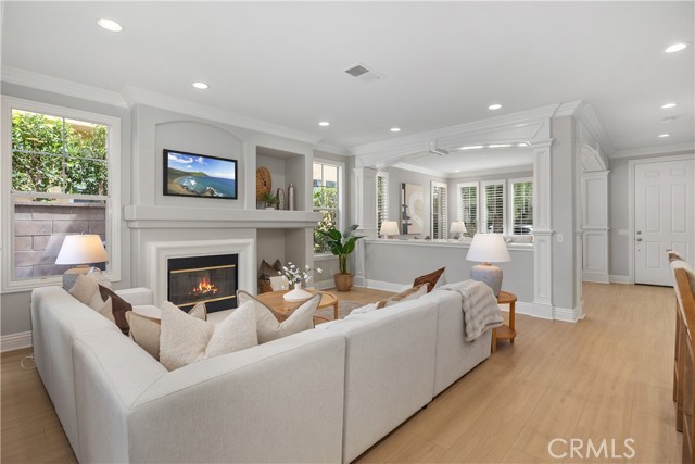 Detail Gallery Image 7 of 48 For 22 Apple Valley, Irvine,  CA 92602 - 4 Beds | 2/1 Baths