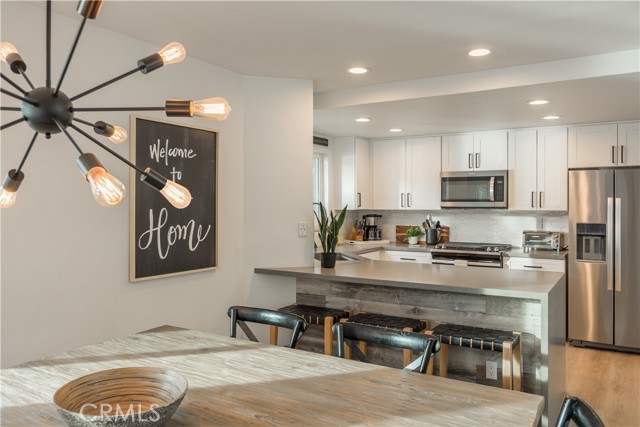 Detail Gallery Image 9 of 35 For 38994 Willow Landing, Big Bear Lake,  CA 92315 - 4 Beds | 3 Baths