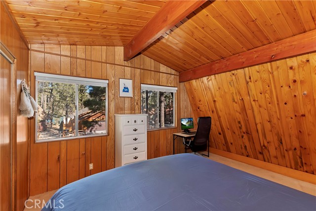 Detail Gallery Image 12 of 31 For 1036 Robinhood Bld, Big Bear City,  CA 92314 - 2 Beds | 1 Baths