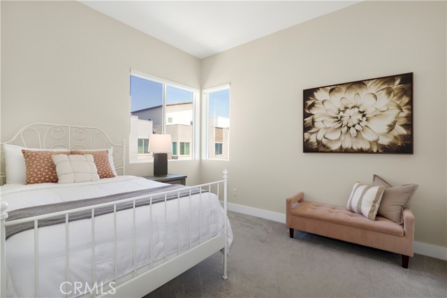 Detail Gallery Image 9 of 35 For 27512 Golden Currant Pl, Valencia,  CA 91381 - 4 Beds | 4 Baths