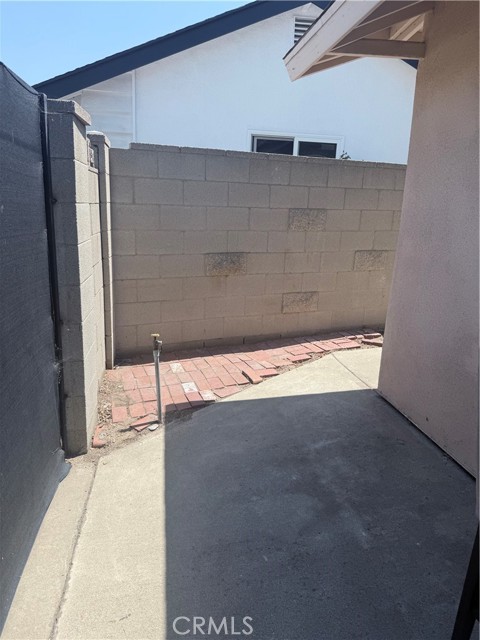 210 E Renwick Road, Glendora CA: https://media.crmls.org/medias/79e15bec-892d-4141-b579-7fc0029330d8.jpg
