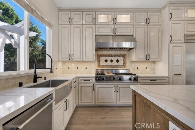 Detail Gallery Image 4 of 27 For 5853 Spirit Lake Ct, Simi Valley,  CA 93063 - 4 Beds | 3/1 Baths