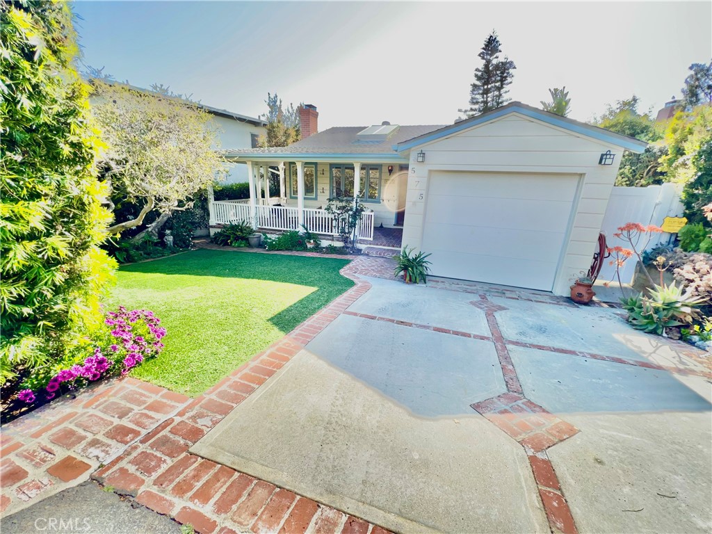575 Blumont Street