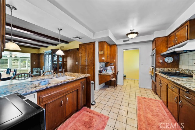 Detail Gallery Image 19 of 29 For 220 Barranca, Monterey Park,  CA 91754 - 3 Beds | 3 Baths