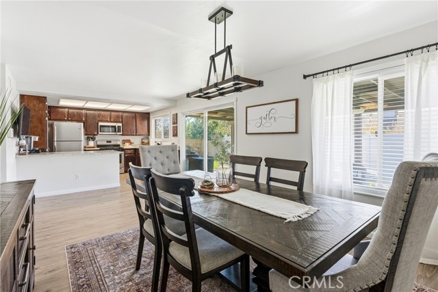 Detail Gallery Image 11 of 25 For 251 E Scott, Rialto,  CA 92376 - 3 Beds | 2 Baths