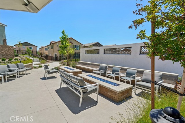 Detail Gallery Image 60 of 64 For 16233 Lozano St #2,  Fontana,  CA 92336 - 3 Beds | 2/1 Baths