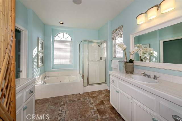 79e3ab5c 77d4 4437 9f4d 3031082a0419