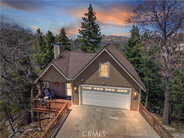 1119 Brentwood Drive, Lake Arrowhead CA: https://media.crmls.org/medias/79e4bb95-89e6-4792-b236-c2e3c7e8e16a.jpg