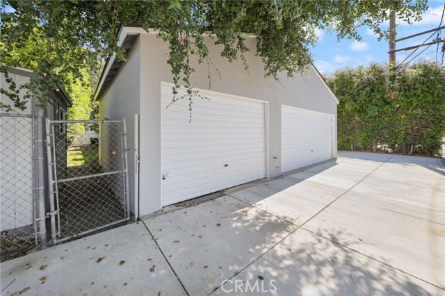 251 E Center Street, Covina CA: https://media.crmls.org/medias/79e50e50-a7ae-410e-8f9e-3089514391a9.jpg