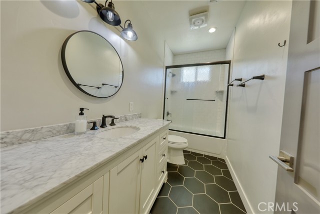 Detail Gallery Image 27 of 66 For 25904 Bear Valley, Tehachapi,  CA 93561 - 3 Beds | 2/1 Baths