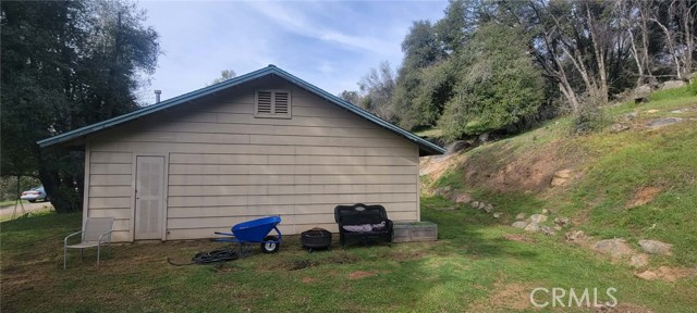 Detail Gallery Image 6 of 36 For 4121 Indian Rock, Mariposa,  CA 95338 - 4 Beds | 3 Baths