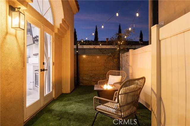 2295 La Playa N Drive, Costa Mesa CA: https://media.crmls.org/medias/79e55663-cac9-4d01-865b-735faa589a18.jpg
