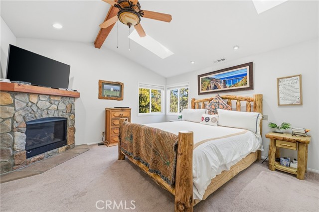 Detail Gallery Image 29 of 59 For 195 Knoll, Big Bear Lake,  CA 92315 - 5 Beds | 4 Baths