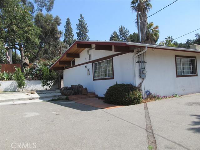 Detail Gallery Image 5 of 31 For 9350 Balboa Bld, Northridge,  CA 91325 - 4 Beds | 2/1 Baths