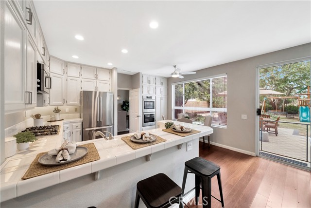 Detail Gallery Image 14 of 59 For 35 Rimani Dr, Mission Viejo,  CA 92692 - 4 Beds | 3 Baths
