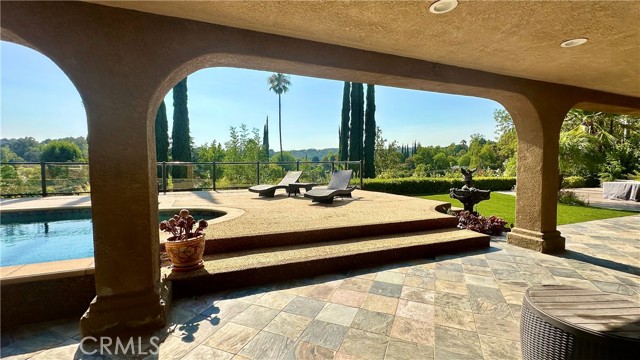 5433 Beeler Avenue, Woodland Hills CA: https://media.crmls.org/medias/79e784b8-a36d-4a01-a72c-3f5997dfac7c.jpg