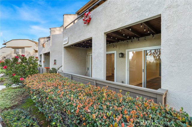 Detail Gallery Image 34 of 37 For 22021 Rimhurst Dr #223,  Lake Forest,  CA 92630 - 2 Beds | 1 Baths