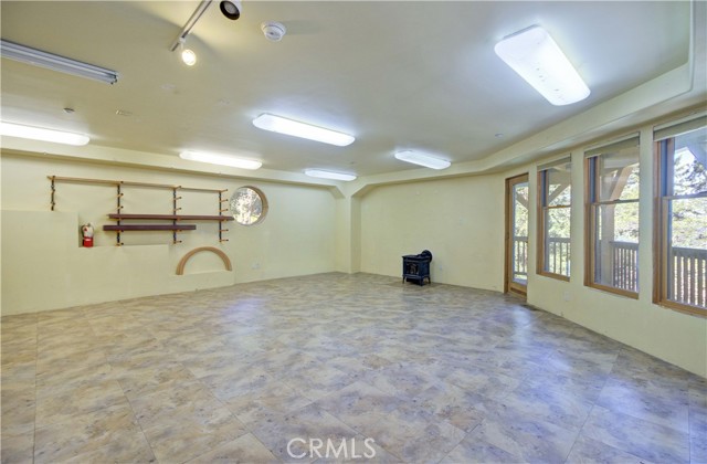 24782 Altdorf, Crestline, CA 92325