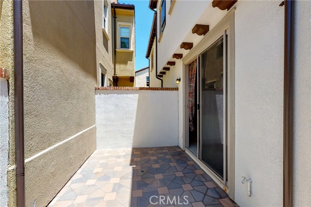 651 E Valencia Street, Anaheim CA: https://media.crmls.org/medias/79ea1962-5617-4c7c-9ac8-c83a9fce0344.jpg