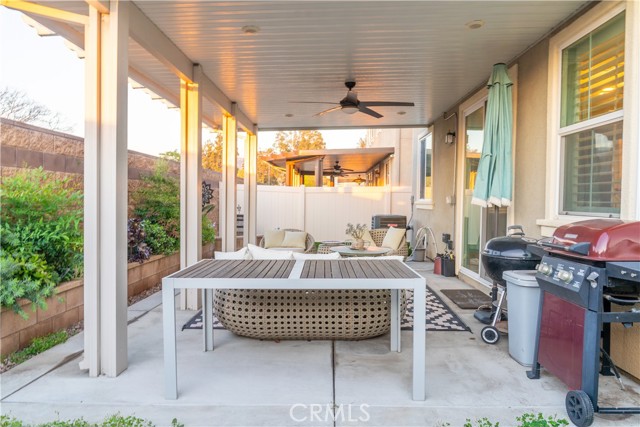 28428 Wild Rose Lane, Highland CA: https://media.crmls.org/medias/79ea8440-23d6-4589-ad16-aa97180da10f.jpg