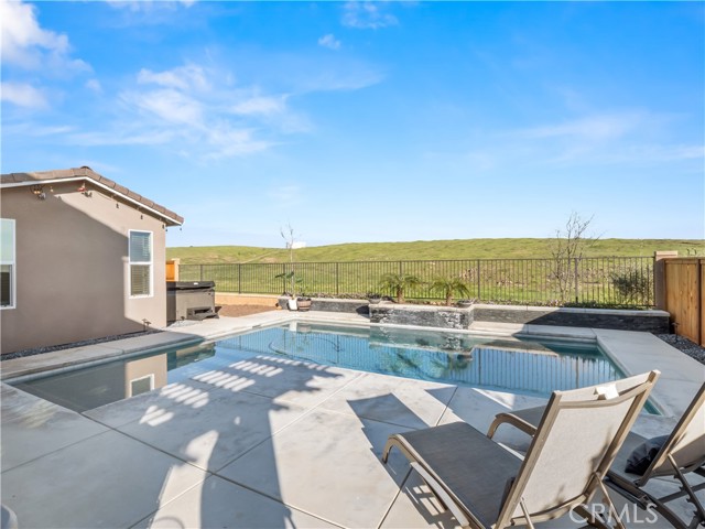 Detail Gallery Image 41 of 52 For 4483 Crown Bluffs Dr, Madera,  CA 93636 - 4 Beds | 3 Baths