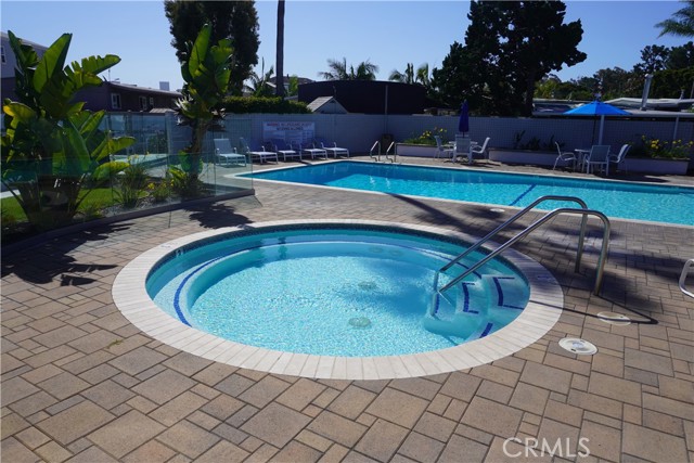 Detail Gallery Image 19 of 22 For 298 Lexington Circle, Newport Beach,  CA 92660 - 2 Beds | 2 Baths
