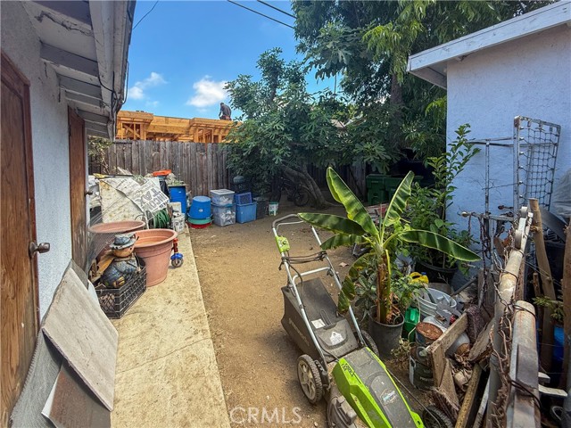 258 N Benton Way, Los Angeles CA: https://media.crmls.org/medias/79ebf626-0f34-4808-8483-ca404f2e388b.jpg