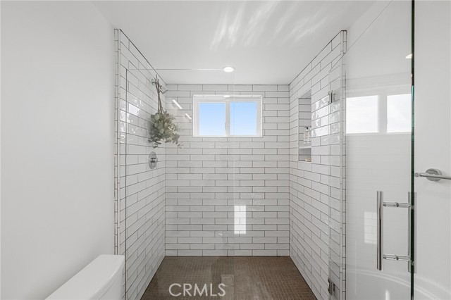 Detail Gallery Image 24 of 53 For 723 Balboa Ave, Laguna Beach,  CA 92651 - 4 Beds | 4/1 Baths