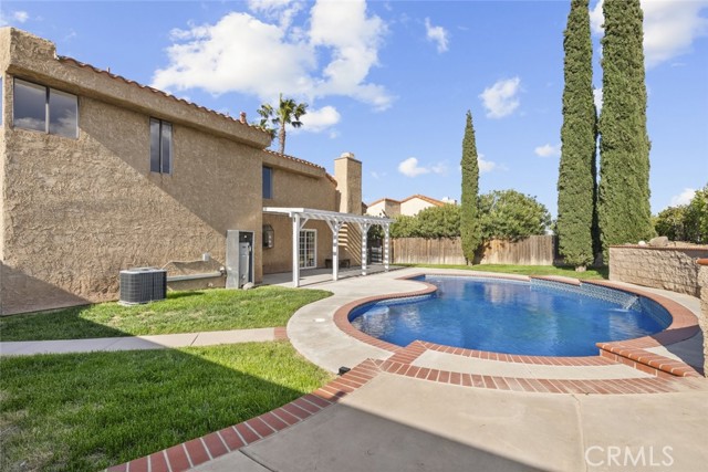 618 W Avenue Q12, Palmdale CA: https://media.crmls.org/medias/79ed057d-00fe-41d1-b8fe-339e6bcf980e.jpg