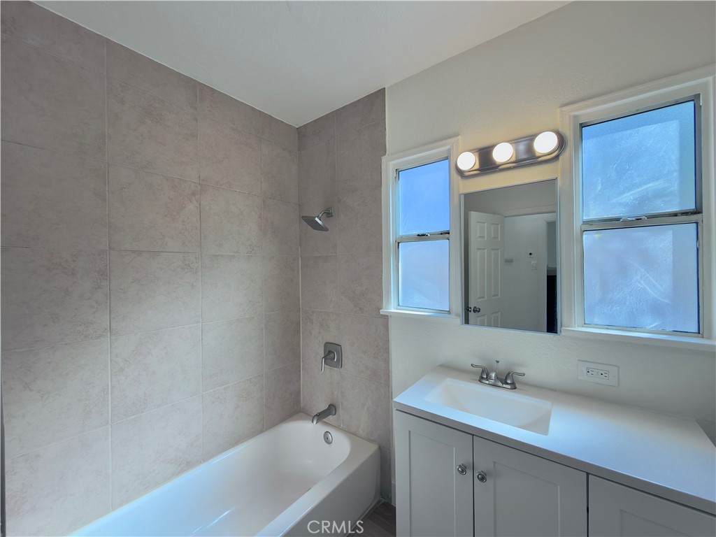 MLS #IV25225686 image #14