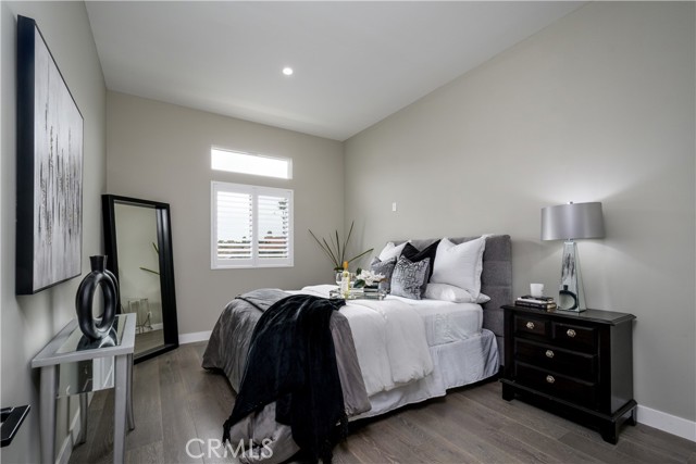 4557 Don Timoteo Drive, Los Angeles CA: https://media.crmls.org/medias/79eeaca1-9e96-4429-88d9-cabd3507f45e.jpg