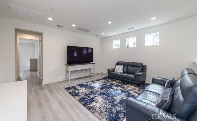 Detail Gallery Image 35 of 51 For 100 Draw, Irvine,  CA 92618 - 4 Beds | 4/1 Baths