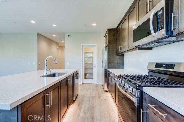13139 Upland Court, Hesperia CA: https://media.crmls.org/medias/79ef0516-557c-44e2-b773-df447c7999ac.jpg
