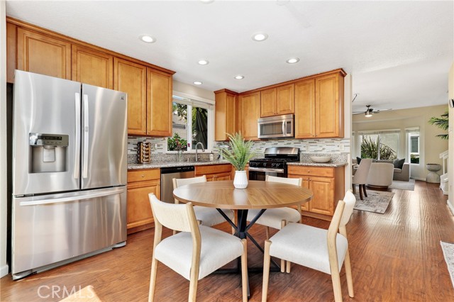 226 Greenmoor, Irvine CA: https://media.crmls.org/medias/79f034f6-b59c-4eee-a162-698b02268238.jpg