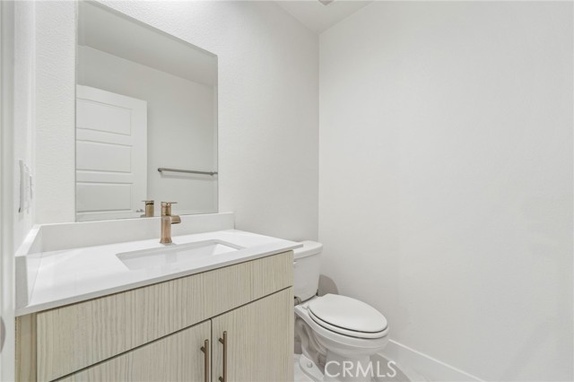 Detail Gallery Image 12 of 31 For 169 Steely, Irvine,  CA 92614 - 3 Beds | 2/1 Baths