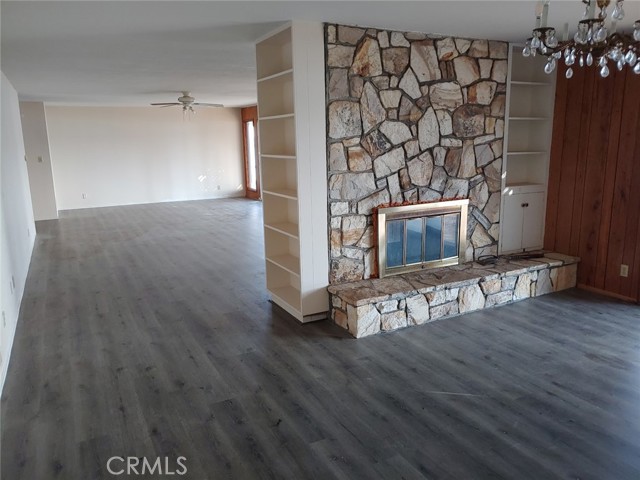 Detail Gallery Image 11 of 30 For 13050 Carter Ln #1,  Clearlake,  CA 95422 - 5 Beds | 4 Baths