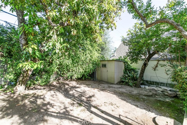 1558 Hillcrest Avenue, Glendale CA: https://media.crmls.org/medias/79f15442-4766-4818-bc23-2238002710fb.jpg