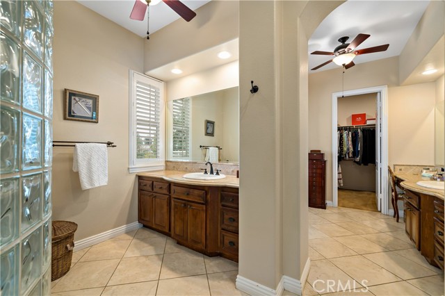 Detail Gallery Image 30 of 48 For 39415 Calle Anita, Temecula,  CA 92592 - 4 Beds | 4/1 Baths