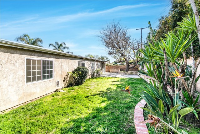 Detail Gallery Image 26 of 26 For 9701 Fullbright Ave, Chatsworth,  CA 91311 - 5 Beds | 2 Baths