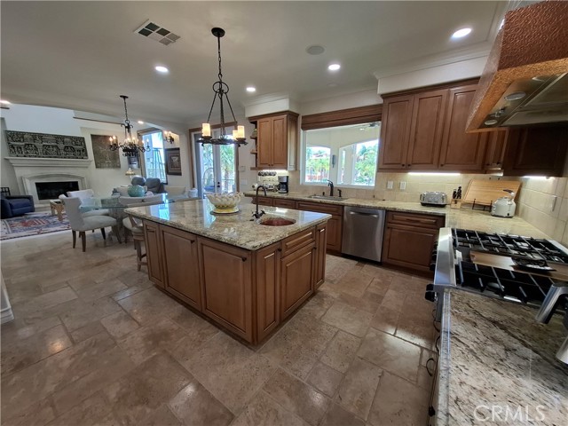 30295 Little Harbor Drive, Canyon Lake CA: https://media.crmls.org/medias/79f3873a-9be1-467f-9bbf-a0e7ec3c2611.jpg