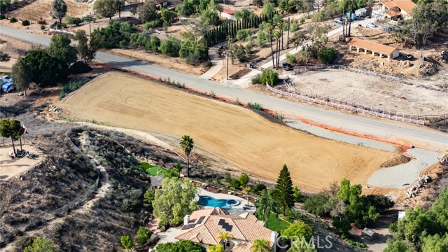 Detail Gallery Image 13 of 21 For 14735 Descanso, Lake Mathews,  CA 92570 - 5 Beds | 3 Baths