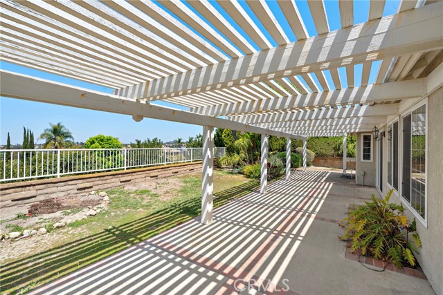 27951 Nevado, Mission Viejo CA: https://media.crmls.org/medias/79f4aab6-8a2e-4541-952b-50bcb77096ef.jpg