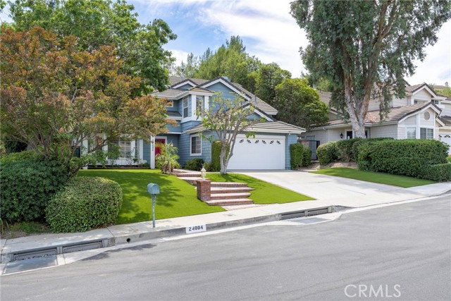 Detail Gallery Image 2 of 59 For 24004 Arminta St, West Hills,  CA 91304 - 4 Beds | 3 Baths