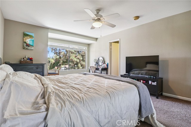 1832 Oak Tree Drive, Los Angeles CA: https://media.crmls.org/medias/79f5133b-2e90-4e3d-9010-ee19b192ab1f.jpg