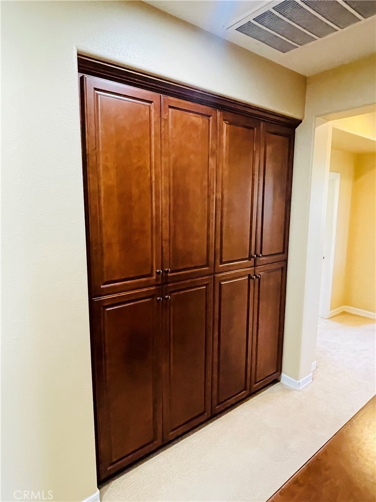 https://media.crmls.org/medias/79f5946c-2b2d-4d8b-a7b2-27db66227887.jpg?preset=X-Large