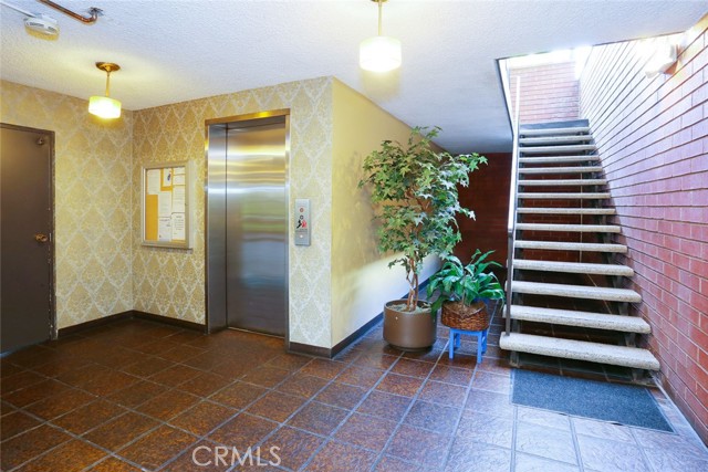 Detail Gallery Image 38 of 38 For 125 W Mountain St #111,  Glendale,  CA 91202 - 1 Beds | 1 Baths